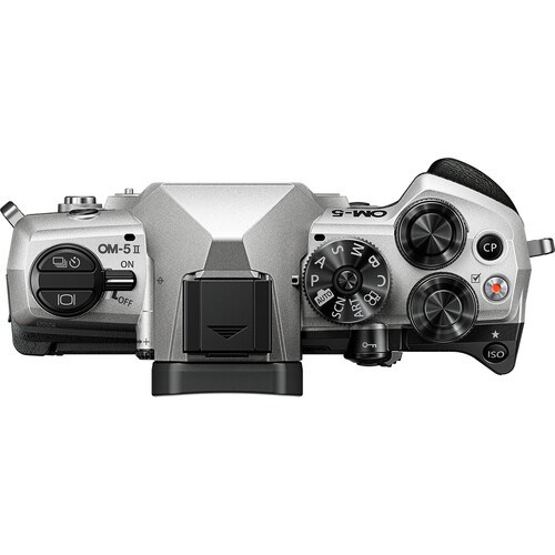 OM-System-OM-5-Mark-II-Silver-12-45mm-Lens-Kit-04