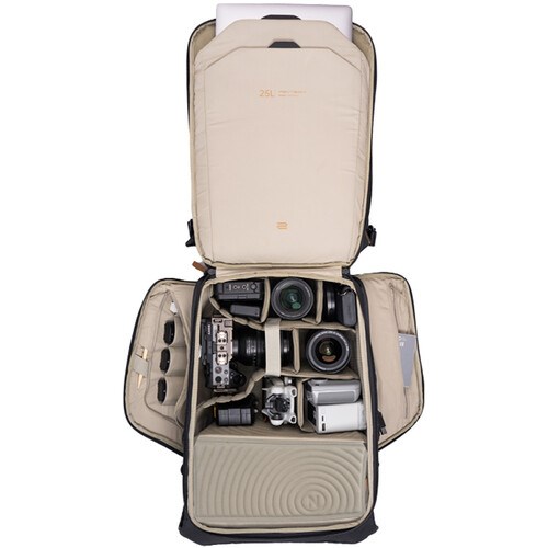 PGYTECH-OneGo-2-25L-Matte-Black-Backpack-02
