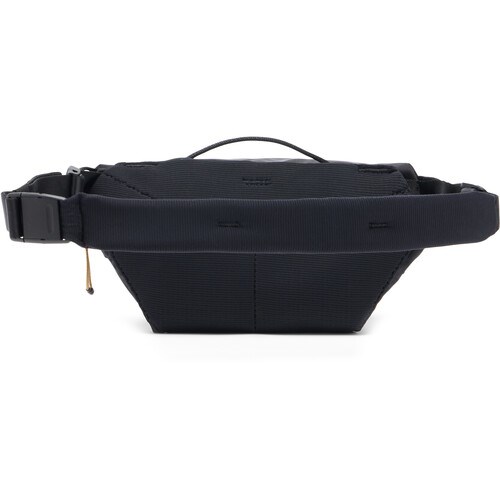 Peak-Design-2L-Black-4