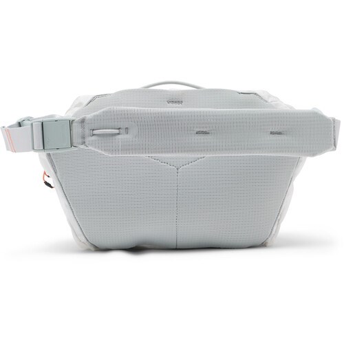 Peak-Design-7L-Cloud-4