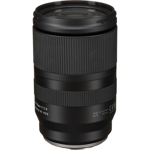 Tamron-17-70mm-F2.8-Di-VC-RXD-Fujifilm-X-Mount-Lens02