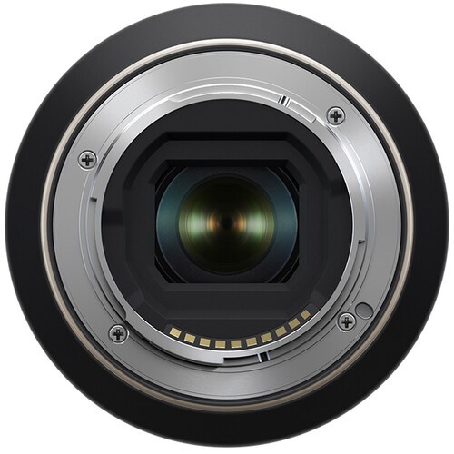 Tamron-18-300mm-F3.5-6.3-Nikon-Z-Mount-Di-III-A-VC-VXD-Lens-05