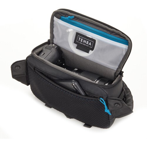Tenba-Axis-V2-4L-Black-Sling-Bag02