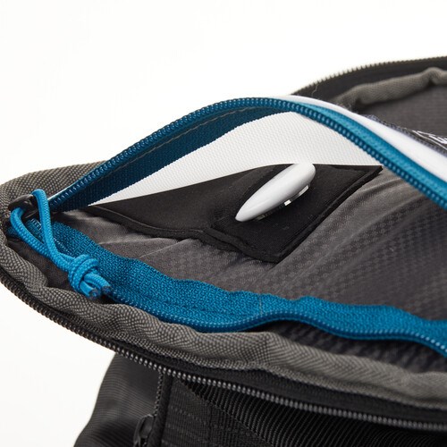 Tenba-Axis-V2-4L-Black-Sling-Bag06