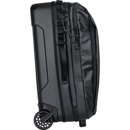 Wandrd-Transit-Carry-On-Roller-Black-Essential-Plus-Bundle04
