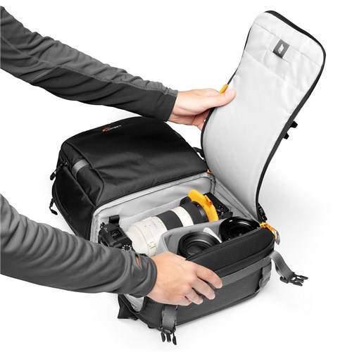 camera-backpack-lowepro-fastpack-bp-250-aw-iii-lp37333-pww-front-rgb-03