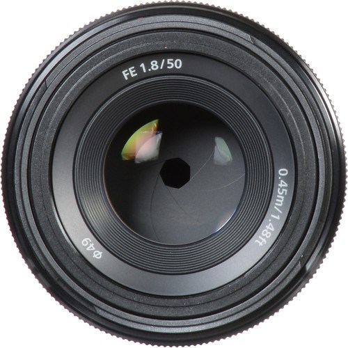 sony-50mm-f1.8-full-3