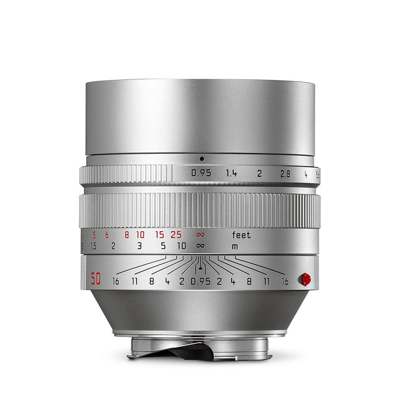 leica noctilux lens