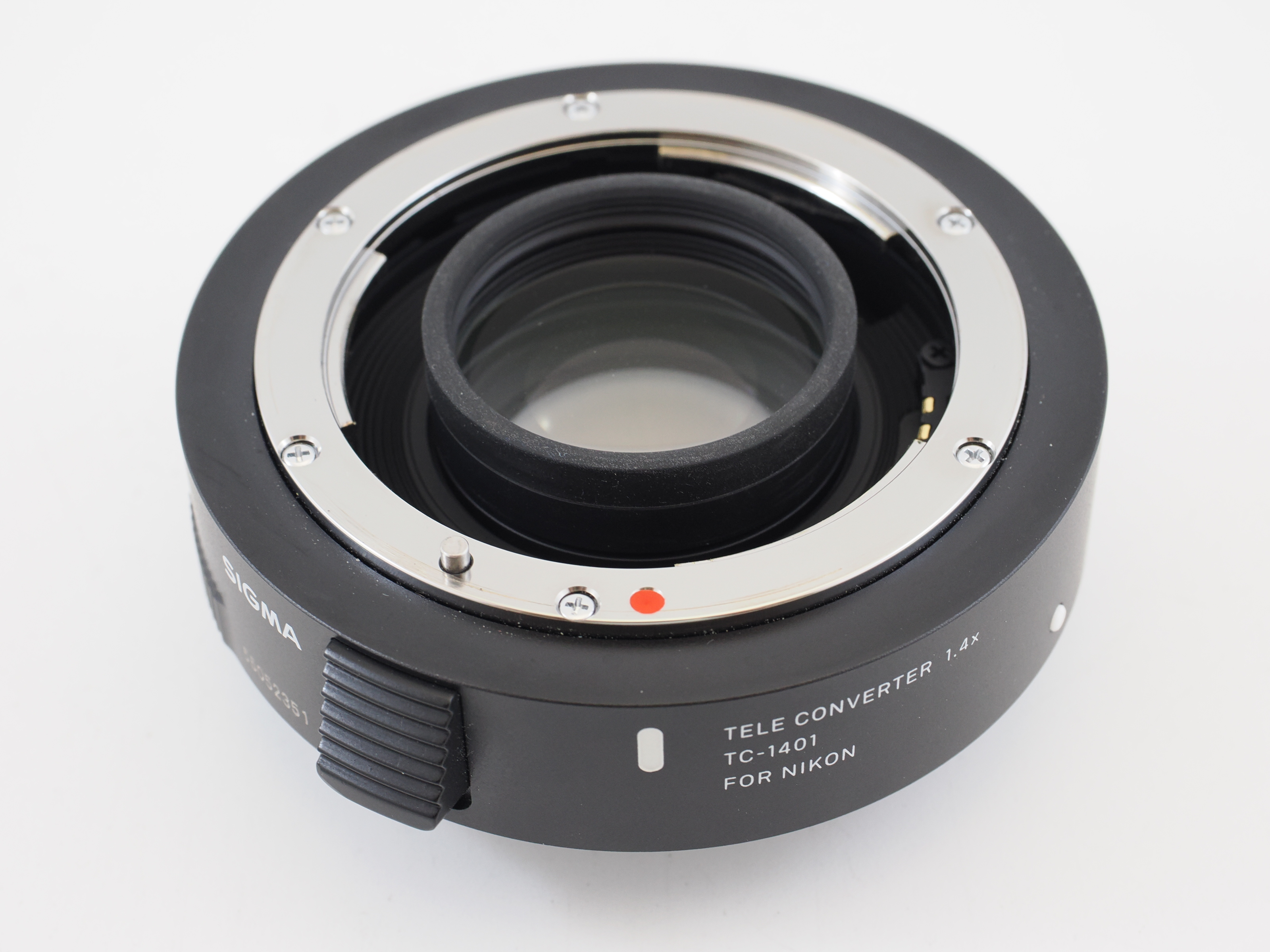 Used Sigma TC-1401 1.4X Nikon Mount Converter - | Diamonds Camera